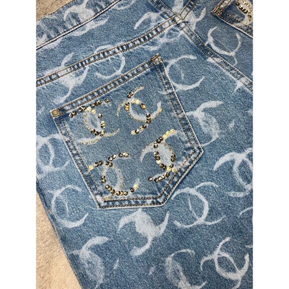 Chanel 23B Runway Light Blue Denim White CC Print Logo Baggy Oversized Jeans 34 - Picture 7 of 10